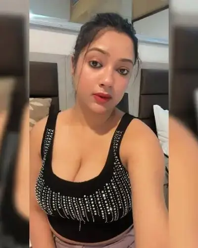 Call Girls Service Chakpikarong